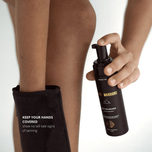 Three Warriors ekologiška savaiminio įdegio aplikavimo pirštinė „Eco-Friendly Tanning Mitt”, 1 vnt.